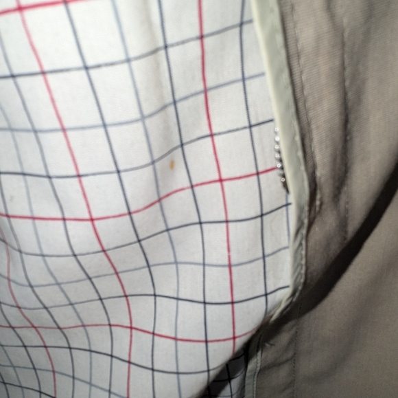 London Fog Trenchcoat - Picture 9 of 15